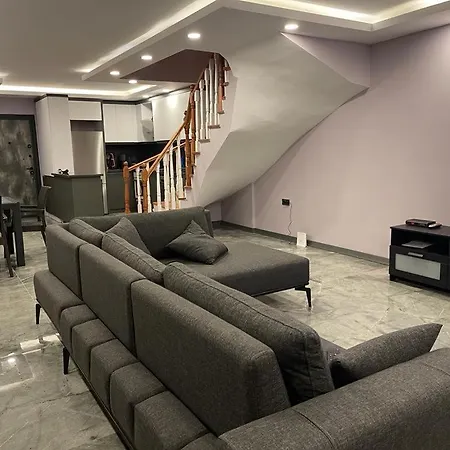 别墅 Oezel Havuz Ve Deniz Manzarali Yeni